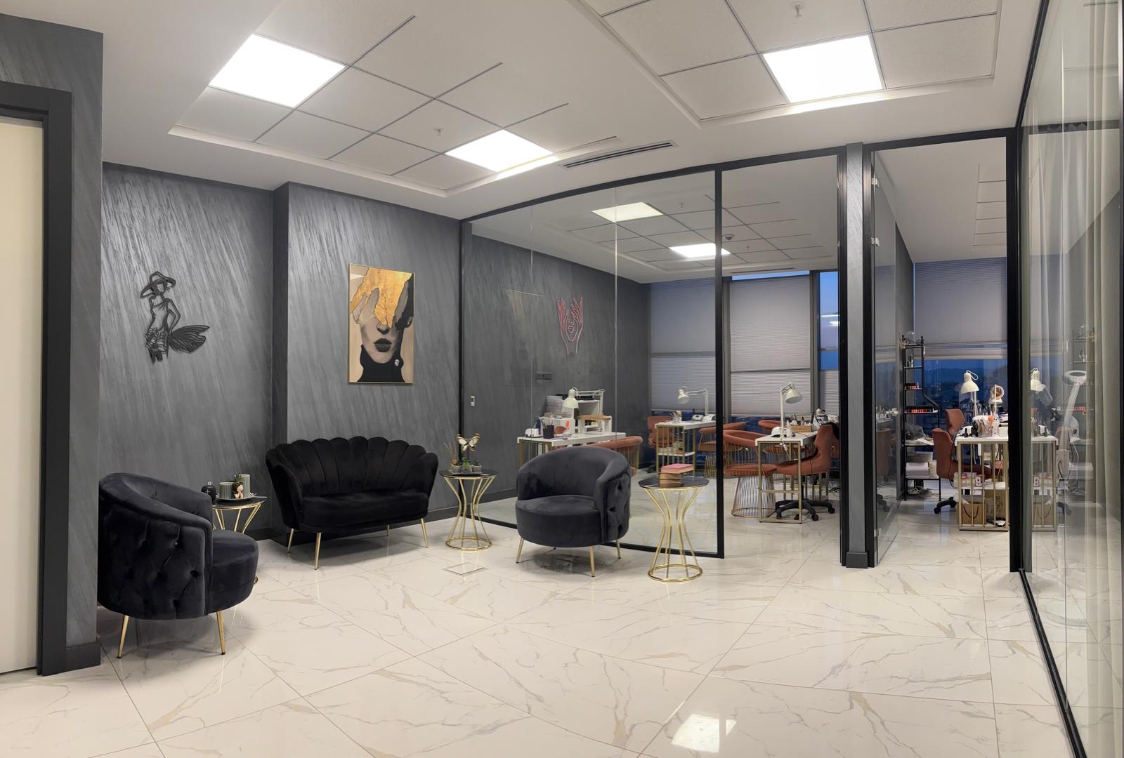 Bloome Beauty Club YDA Center