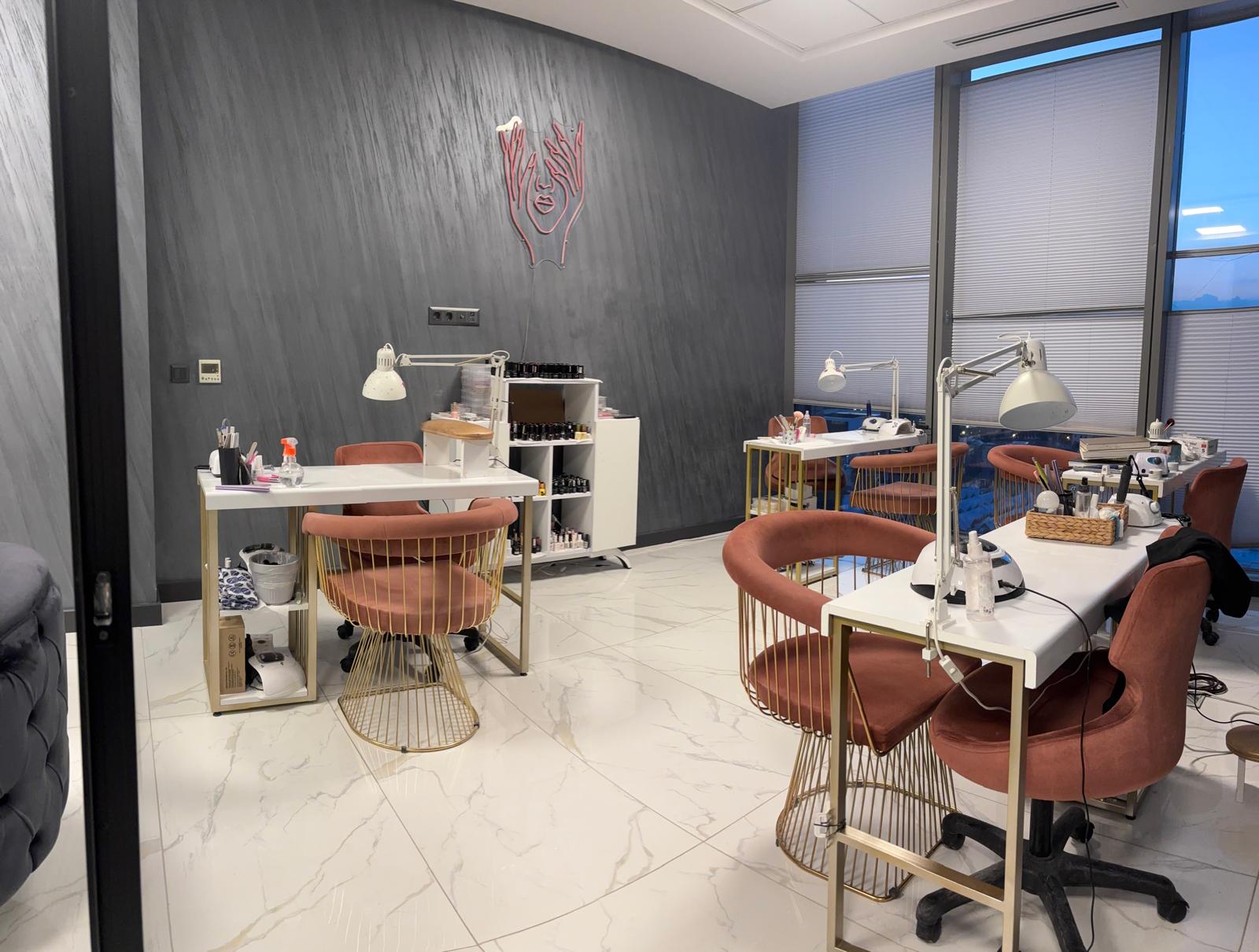 Bloome Beauty Club YDA Center