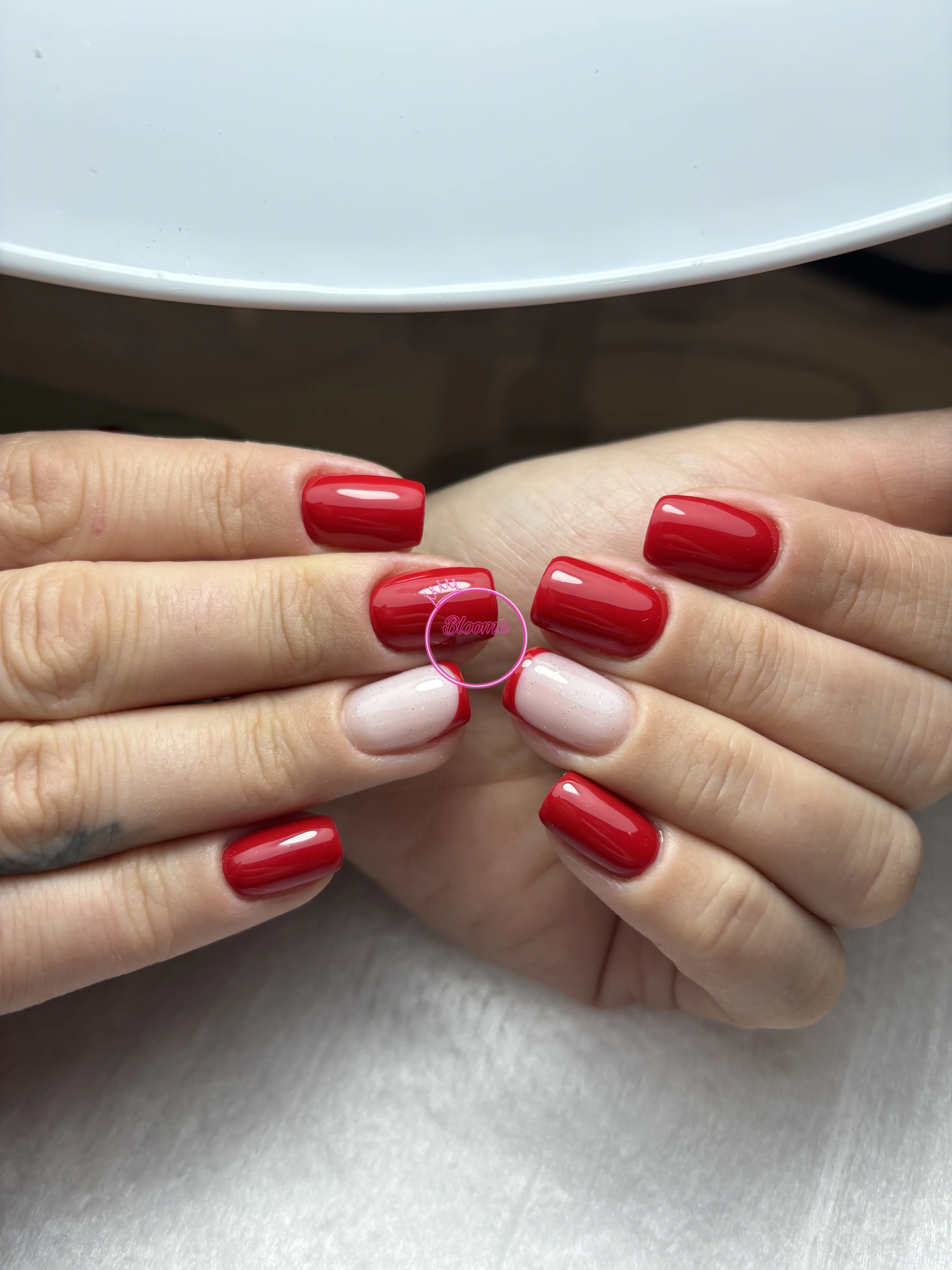 kırmızı french - Kalıcı Oje - Bloome Beauty Club Bloome Beauty Club Çayyolu