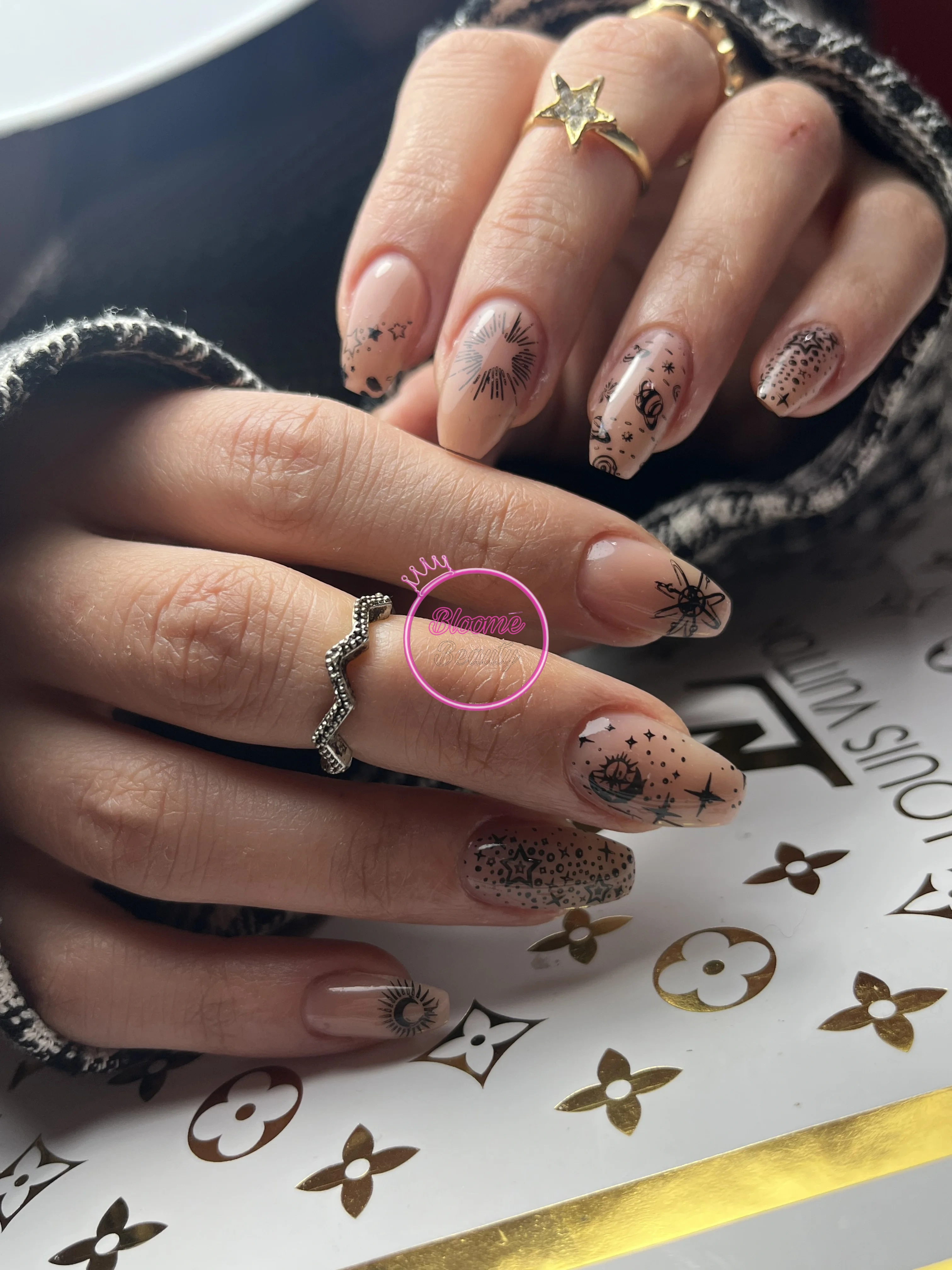 Stamp  - Protez Tırnak - Bloome Beauty Club Bloome Beauty Club Tunalı