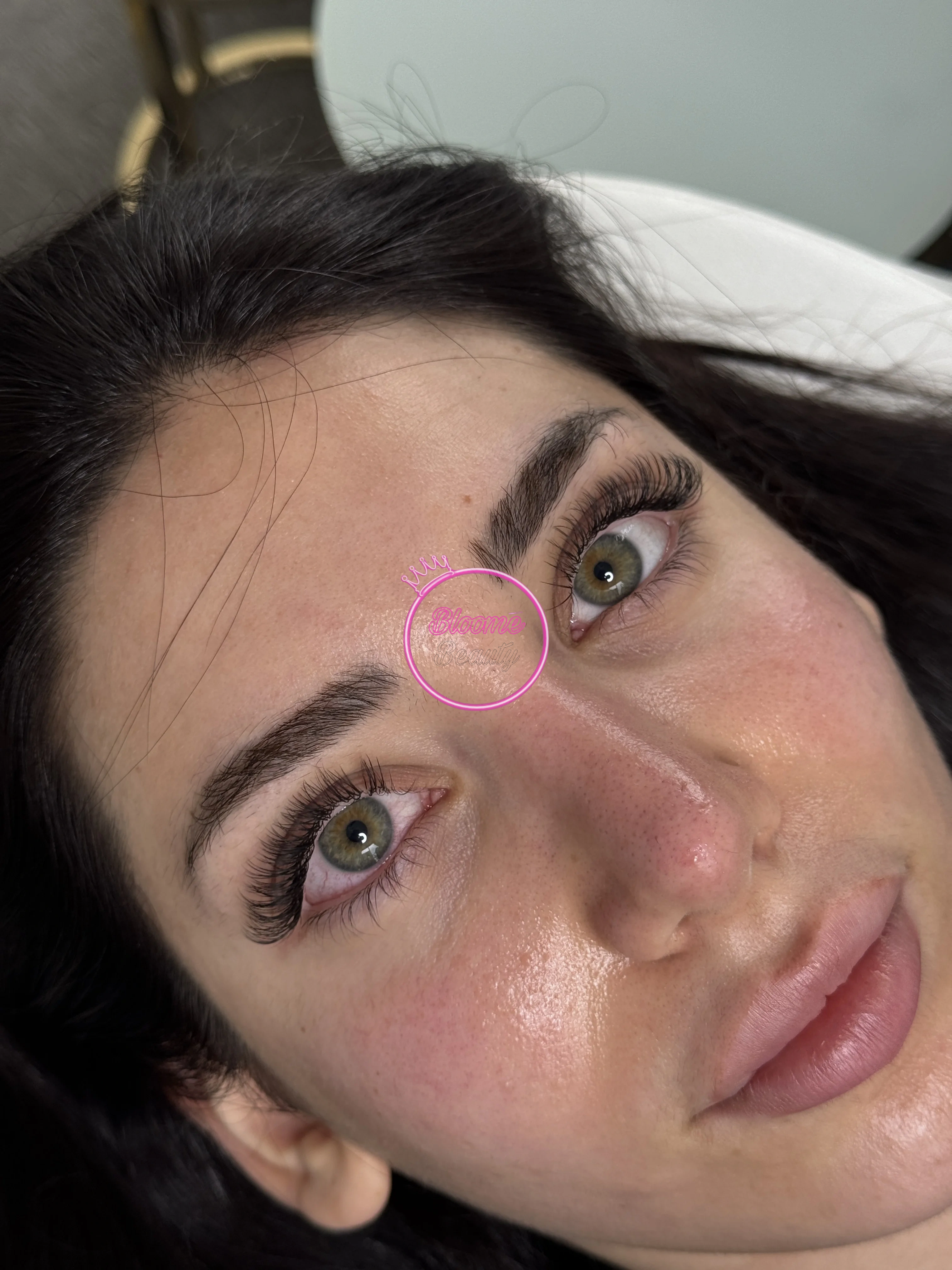 Orta volum ıslak efekt - İpek Kirpik - Bloome Beauty Club Bloome Beauty Club Çayyolu