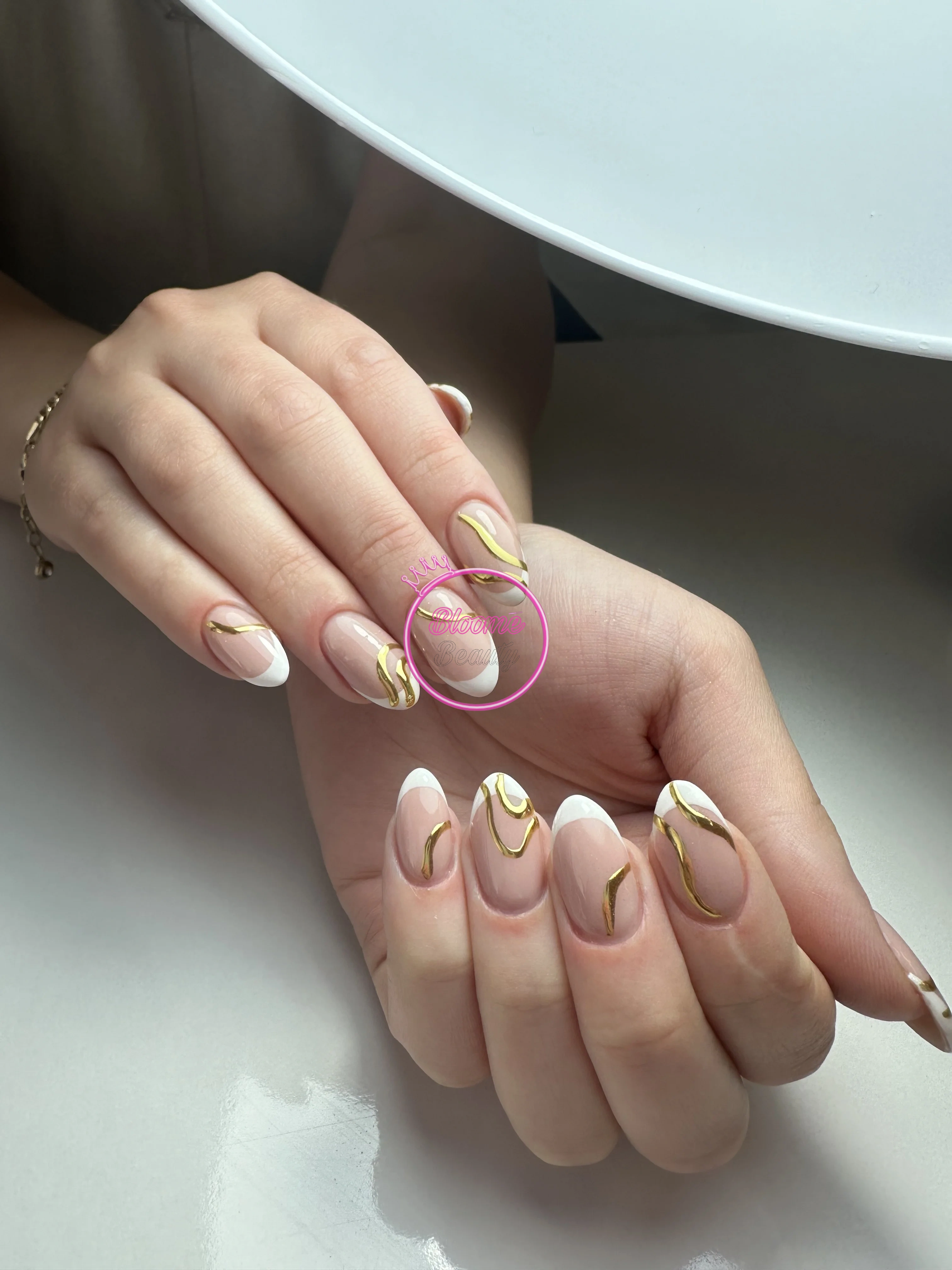 French & Krom - Nail Art - Bloome Beauty Club Bloome Beauty Club Ovacık